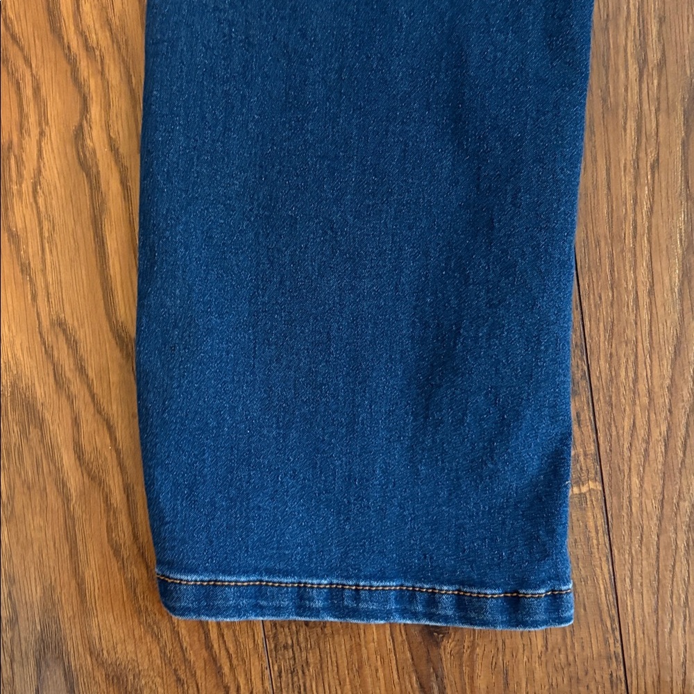 Tahari Indigo Denim Jeans - Picture 11 of 14